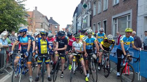 Maldegem start wielrenners